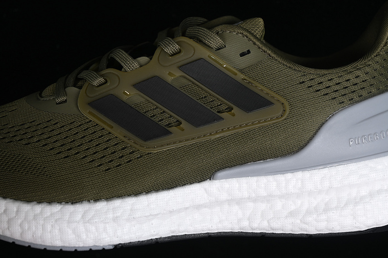 Pureboost 23 Olive Strata/Core Black/Halo Silver 5