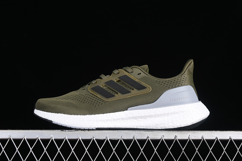 Pureboost 23 Olive Strata/Core Black/Halo Silver 25