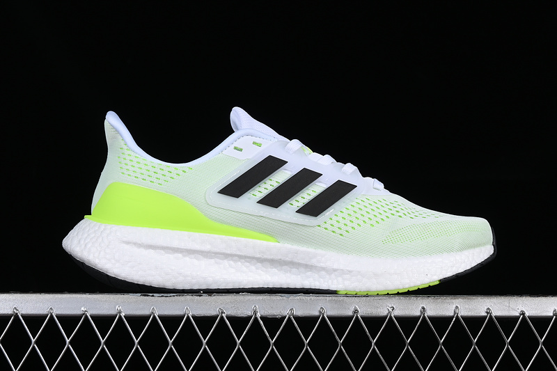 Pureboost 23 White/Black/Green 17