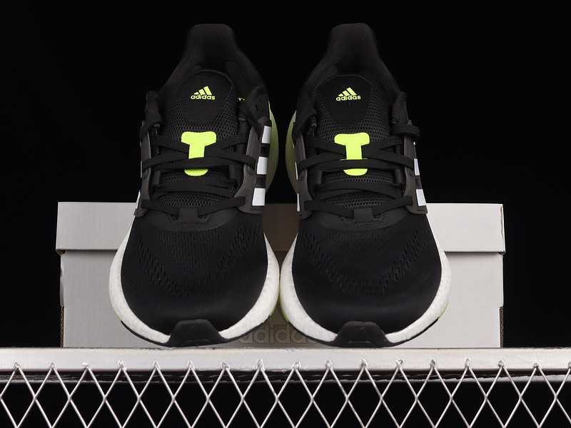 Pureboost 22 Shoes Core Black/Cloud White/Solar Yellow 17