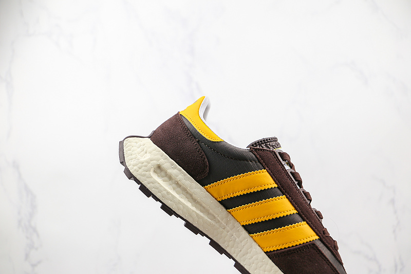 Retropy E5 Shoes Dark Brown/Dark Brown/Yellow 5