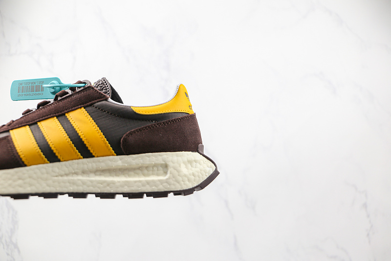 Retropy E5 Shoes Dark Brown/Dark Brown/Yellow 9