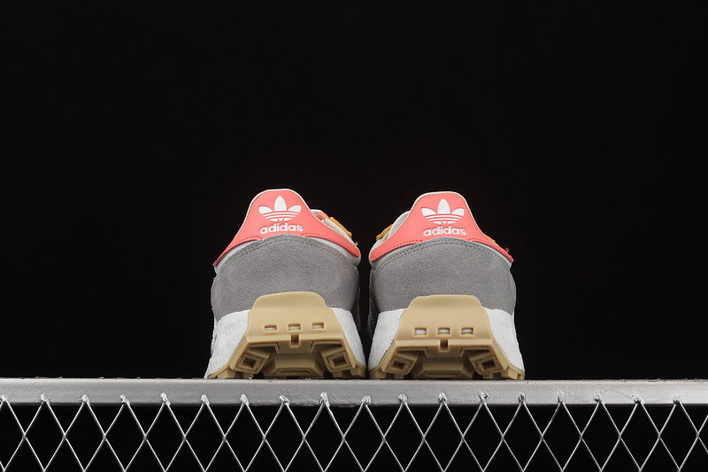 Retropy E5 Shoes Cloud White/Orange-Dark Grey 9