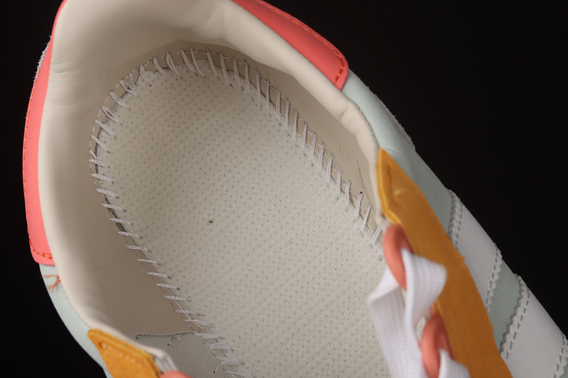 Retropy E5 Shoes Cloud White/Orange-Dark Grey 15