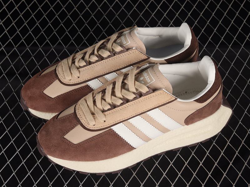 Retropy E5 Shoes Dark Brown/Light Khaki/White 29