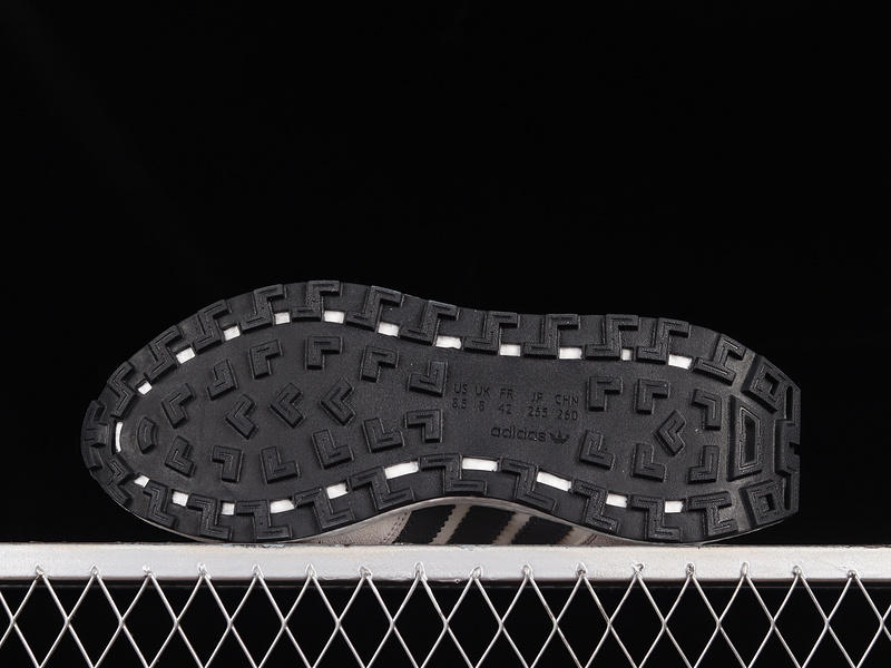 Retropy E5 Shoes Light Grey/Core Black/Cloud White 7