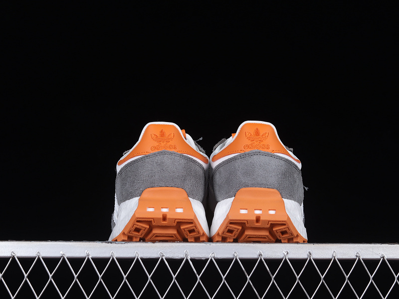 Retropy E5 Shoes Dash Grey/Cloud White/Semi Impact Orange 29