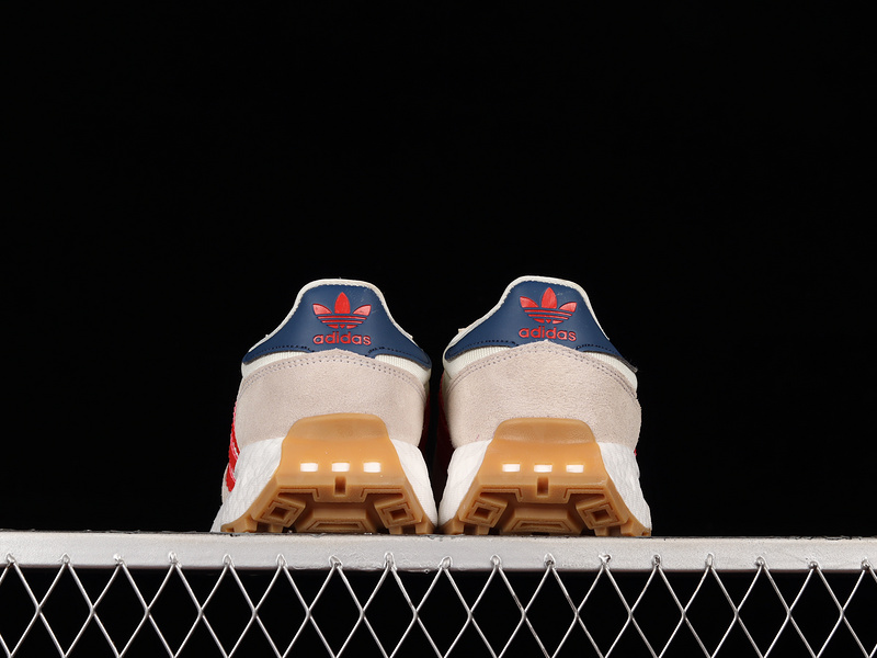 Retropy E5 Shoes Cloud White/Red/Navy Blue 3