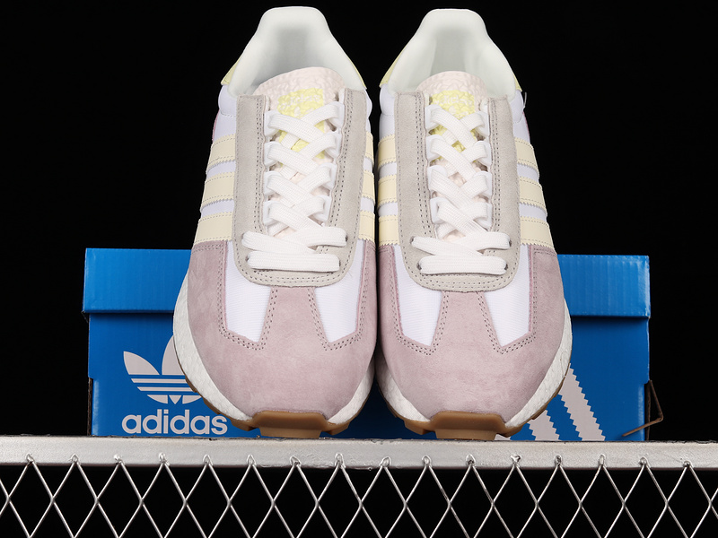 Retropy E5 Shoes Cloud White/Chalk White/Almost Pink 23