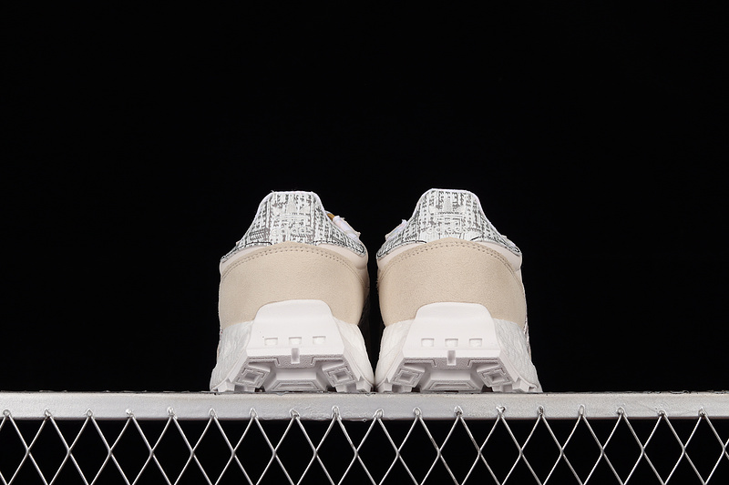 Retropy E5 Shoes Beige/Beige/Beige 19