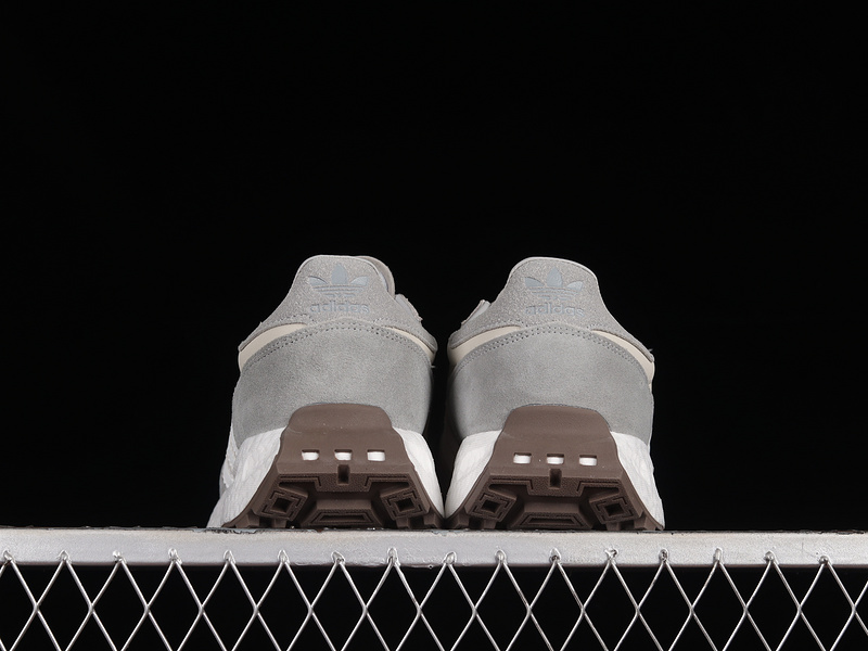 Retropy E5 Shoes Dark Solid Grey/Cloud White/Off White 15