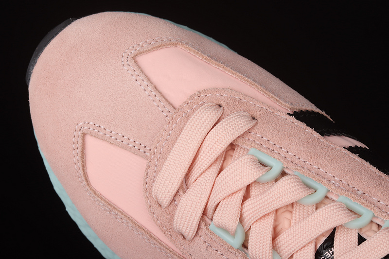 Retropy E5 Shoes Ice Pink/Core Black-Pink Tint 7