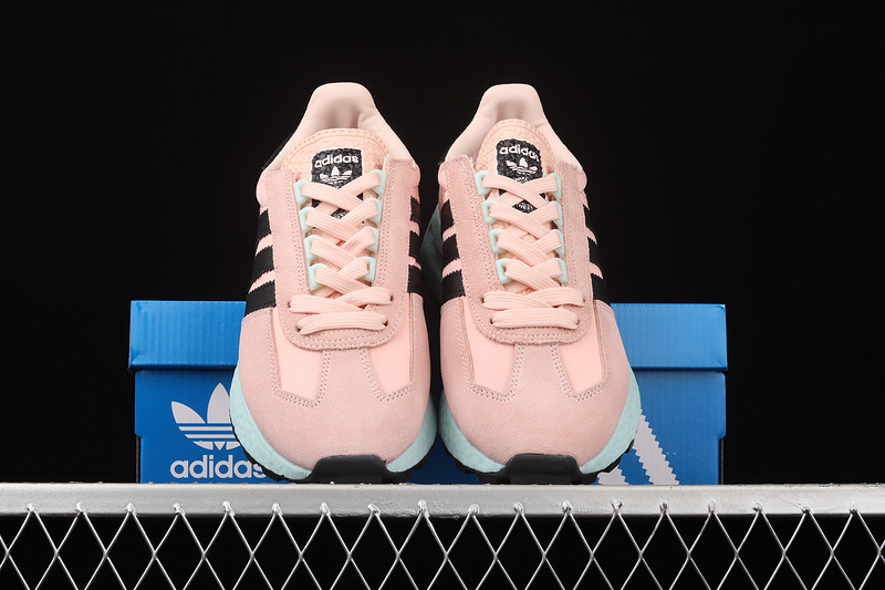 Retropy E5 Shoes Ice Pink/Core Black-Pink Tint 29