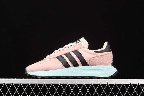 Retropy E5 Shoes Ice Pink/Core Black-Pink Tint 31