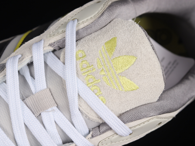 Retropy F90 Shoes Cloud White/Black/Yellow 25