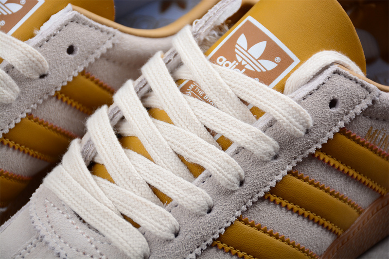 Adidas Munchen Cream White/Mesa/Gum 25