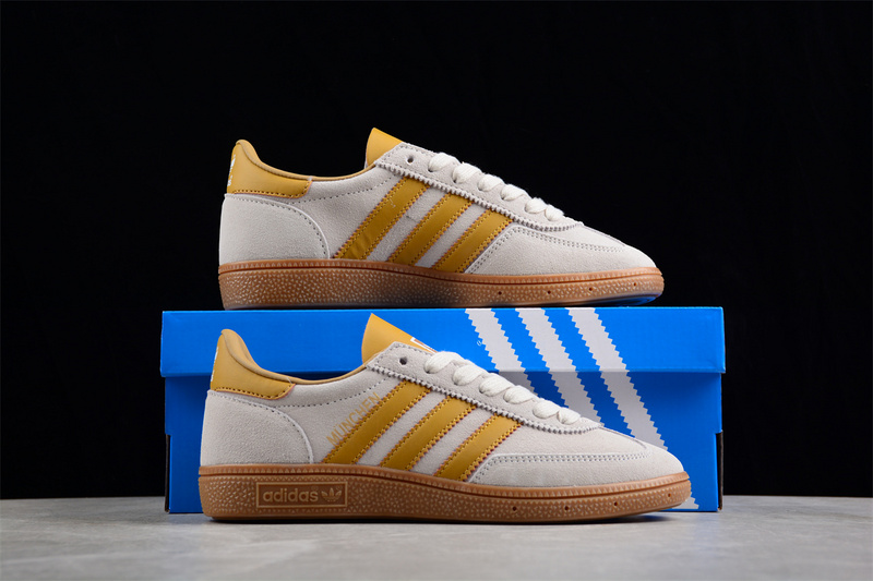 Adidas Munchen Cream White/Mesa/Gum 31