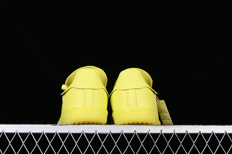 Adidas Pharrell Williams Originals Samba Yrllow 3