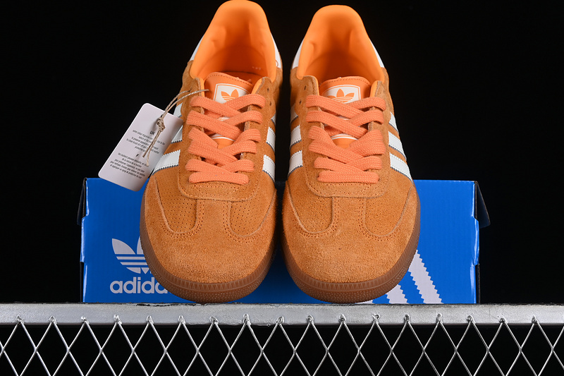 Samba Og Orange Rush/Core White/Gum 19