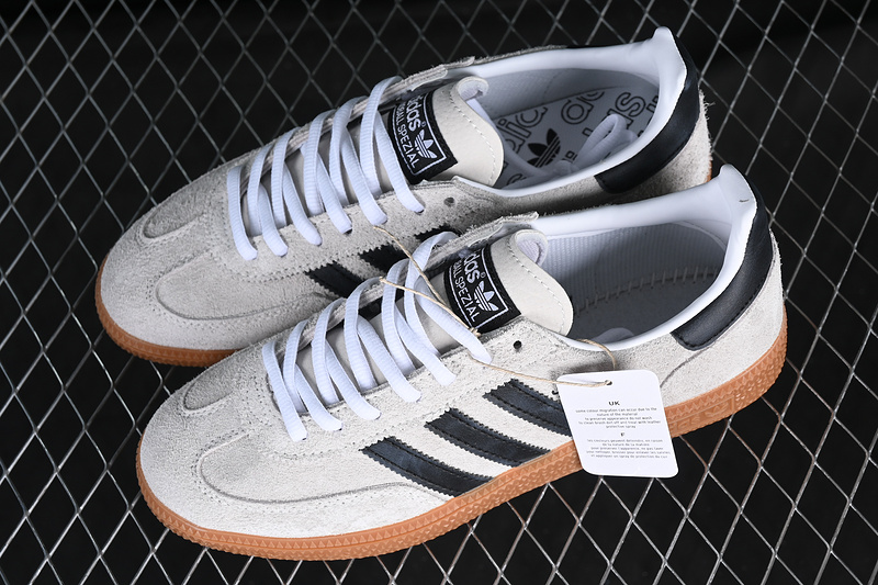 Handball Spezial White/Grey/Black/Brown 19