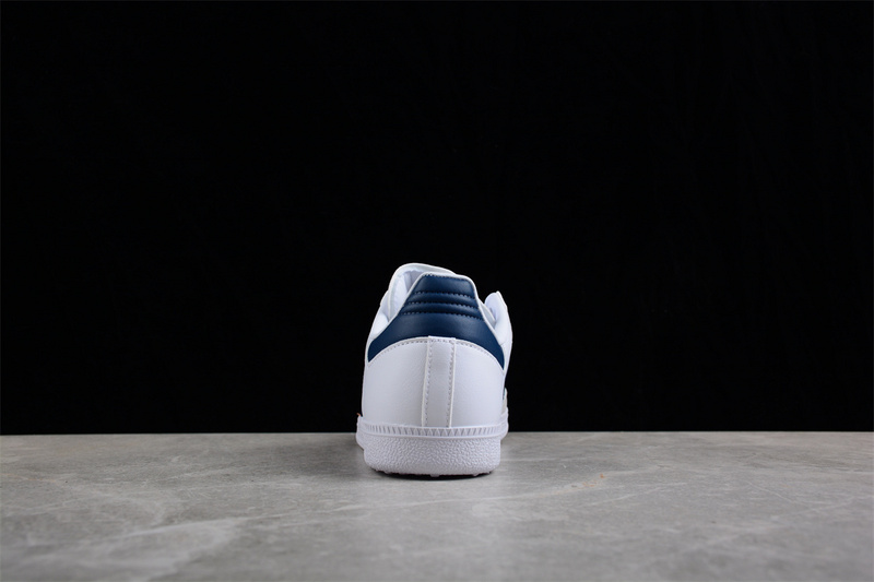 Samba Adv Cloud White/Shadow Navy/Cloud White 17