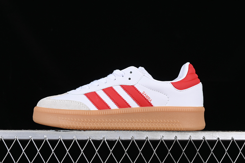 Samba Xlg White/Red/Brown 23