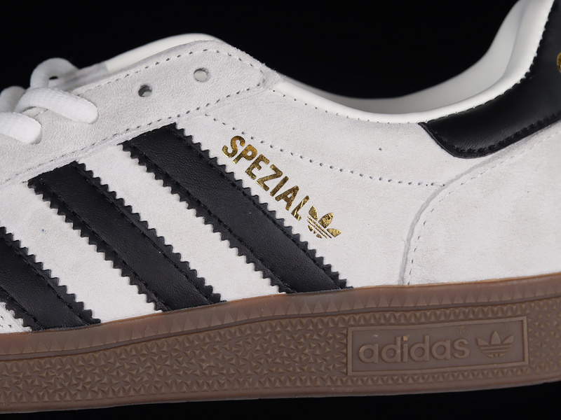 Handball Spezial Shoes Cloud White/Core Black/Gold 19