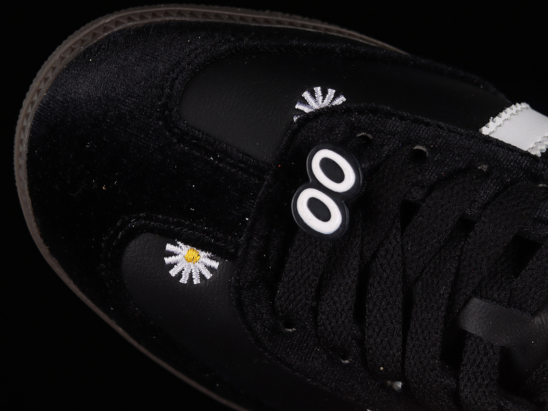 Atmos X Face X Samba Og Embroidered Daisies Core Black/Cloud White/Gold Foil 7