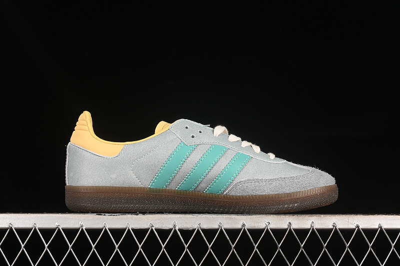 Extra Butter X Samba Consortium Cup Chalk White/Gum/Chalk White 25