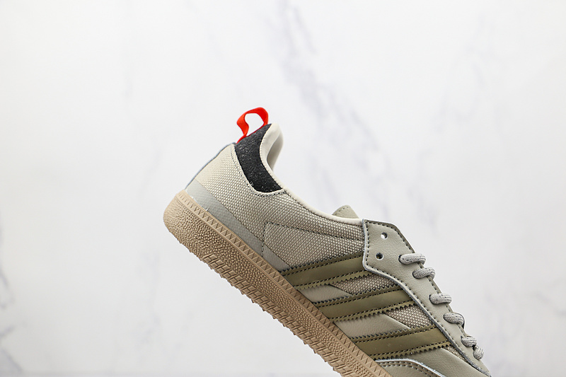 Samba Og Shoes Sesame/Cyber Metallic/Core Black 5