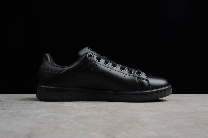 Adidas Stan Smith Black/Black/Black 17