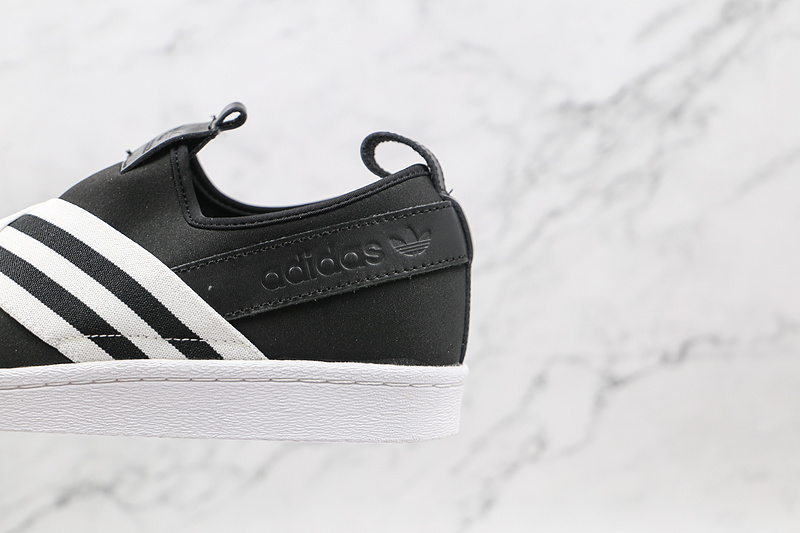 Superstar Slip-On Shoes Core Black/Cloud White/Core Black 15