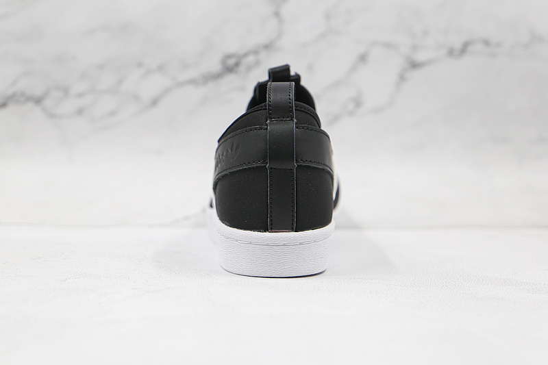 Superstar Slip-On Shoes Core Black/Cloud White/Core Black 17