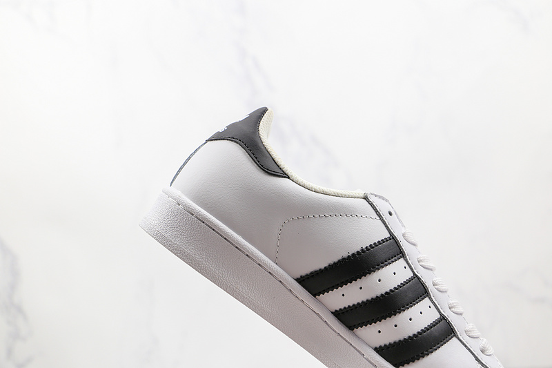 Superstar Shoes Cloud White/Cloud White/Core Black 25