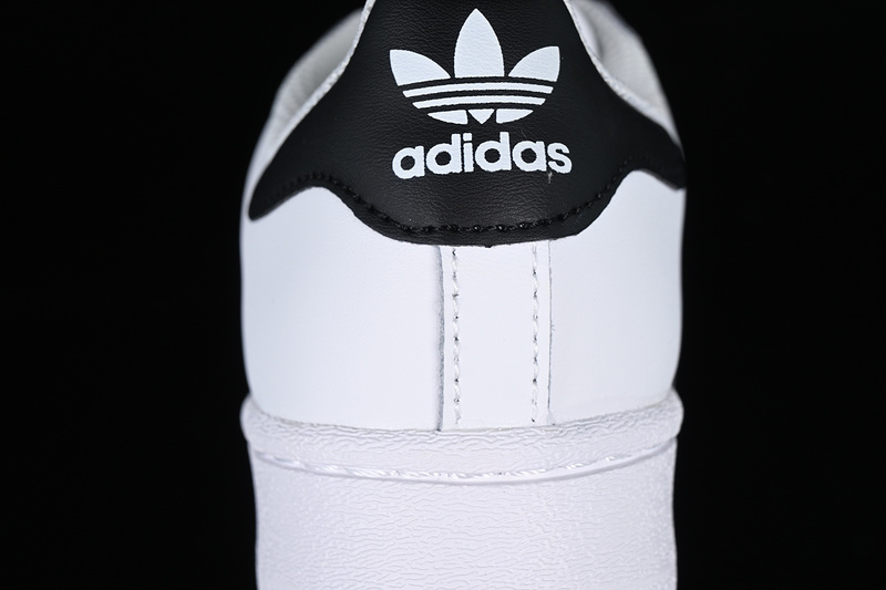 Superstar White/Black 3