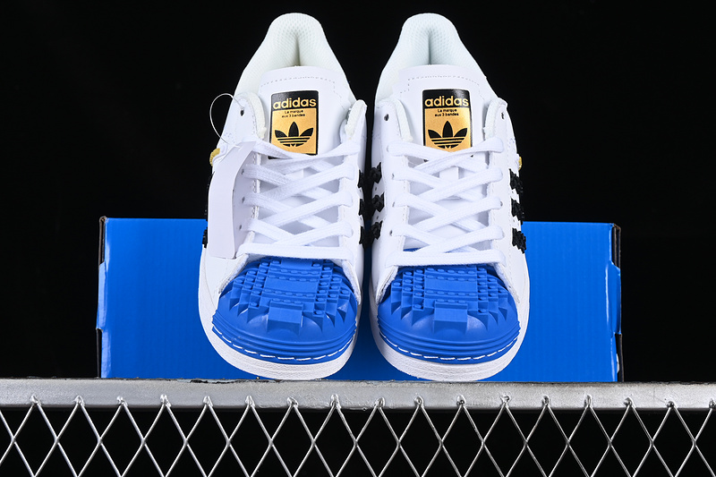 Superstar White/Black/Blue 9