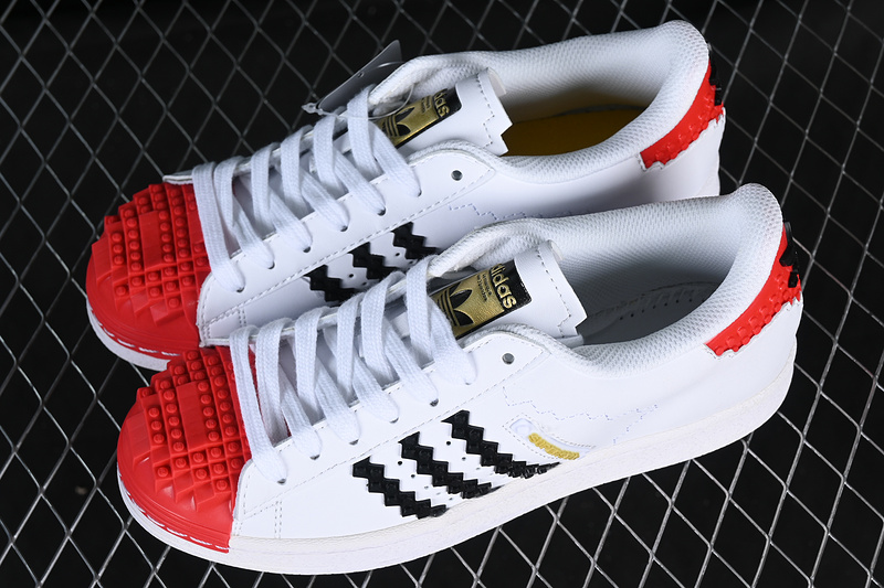 Superstar White/Black/Red 27