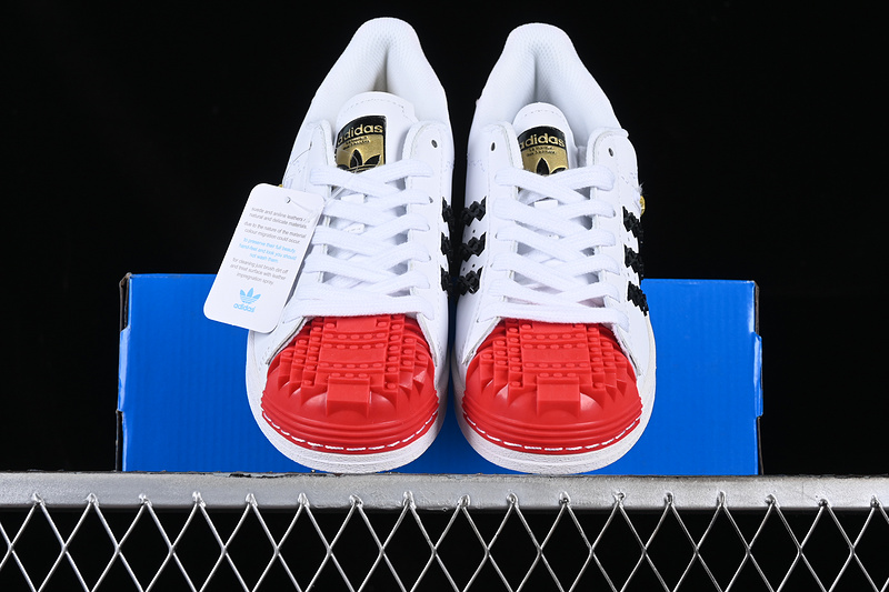 Superstar White/Black/Red 29