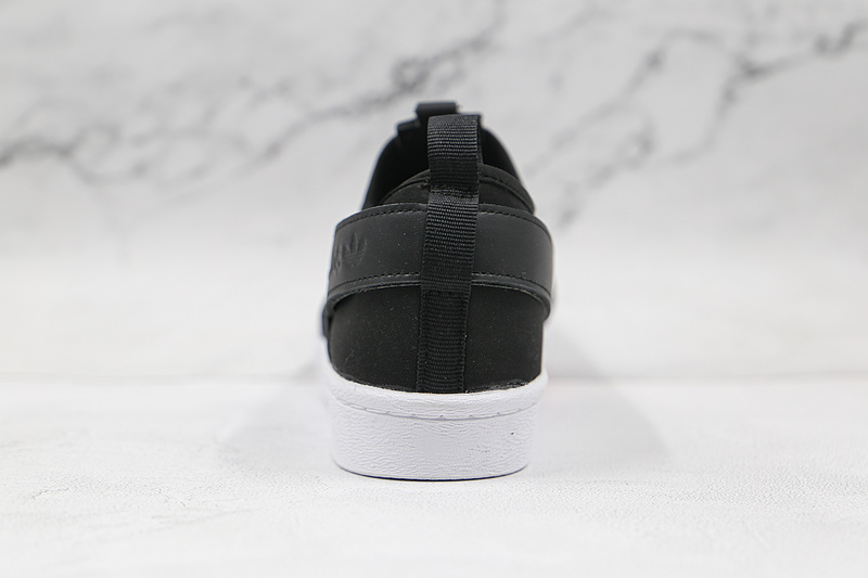 Superstar Slip-On Shoes Core Black/Core Black/Cloud White 19