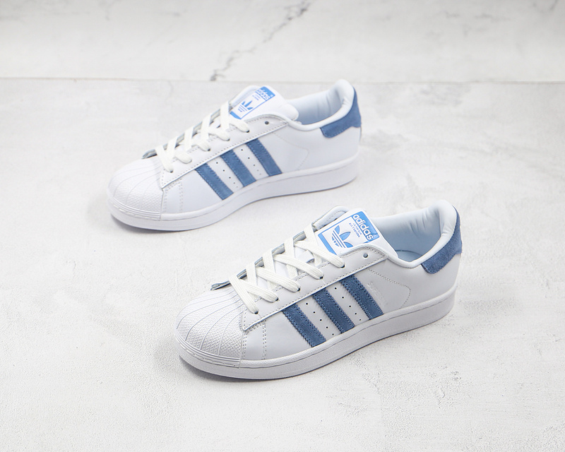 Superstar Shoes Cloud White/Glow Blue/Cloud White 19