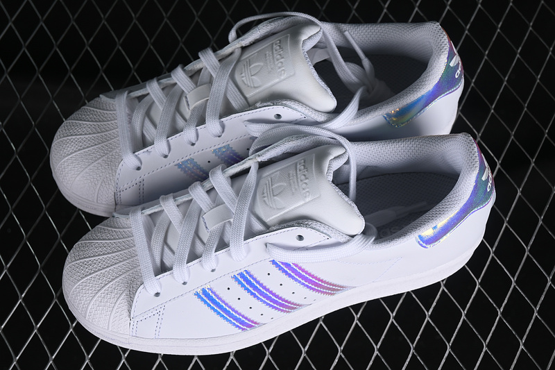 Superstar White Iridescent White/White/Silver Metallic 9