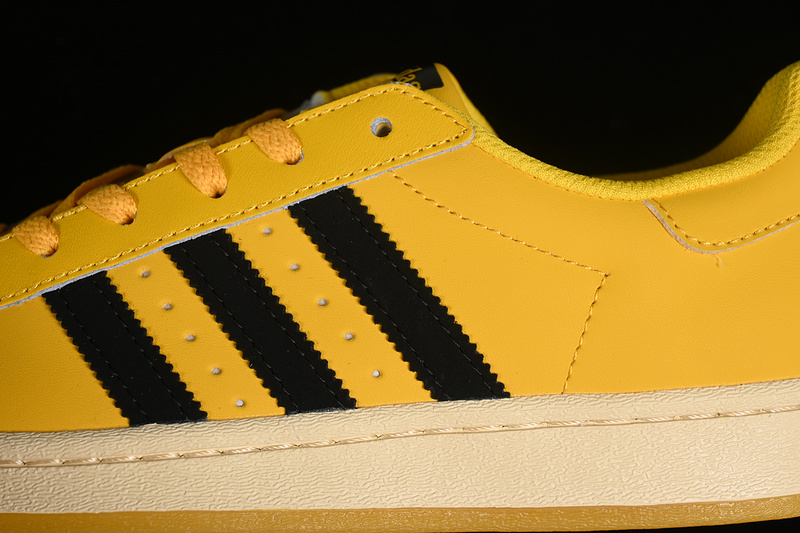 Superstar Bold Gold/Core Black/Easy Yellow 7