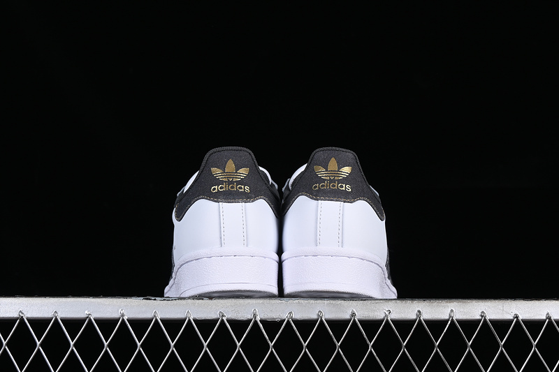 Adidas Superstar Cloud White/Carbon/Core Black 3