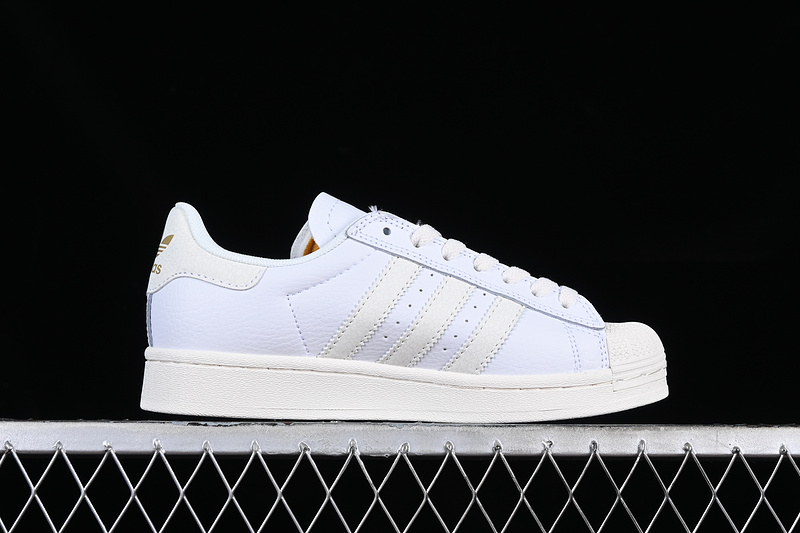 Superstar Adv White Cracked Leather Cloud White/Cloud White/Chalk White 17