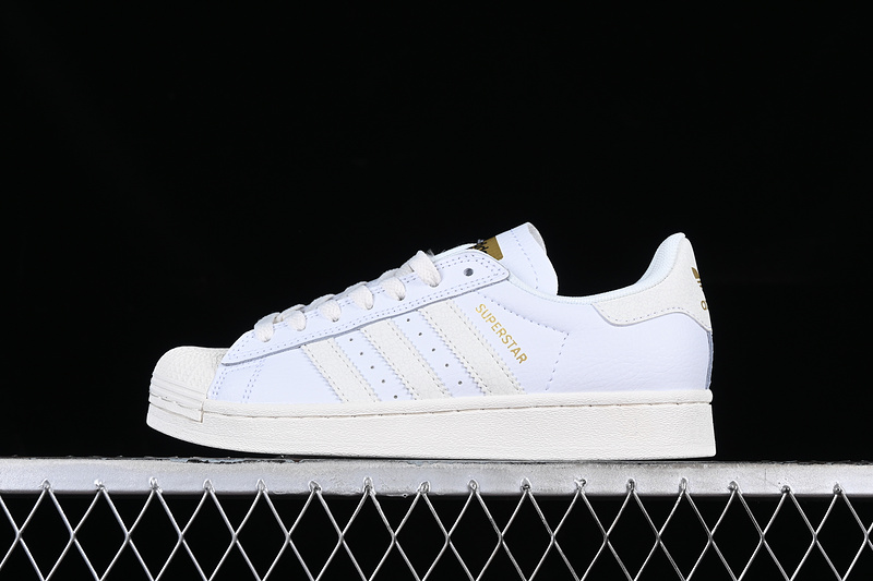 Superstar Adv White Cracked Leather Cloud White/Cloud White/Chalk White 31