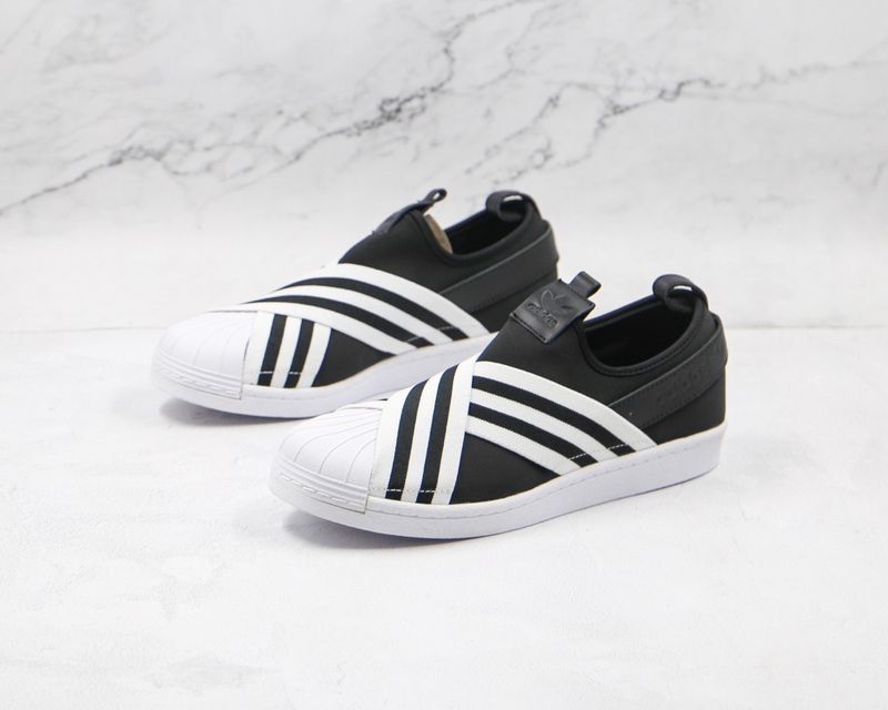 Superstar Slip-On Core Black/Core Black/Footwear White 5