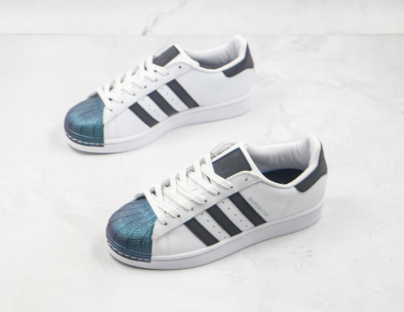 Superstar Shoes Cloud White/Core Black/Cloud White 19