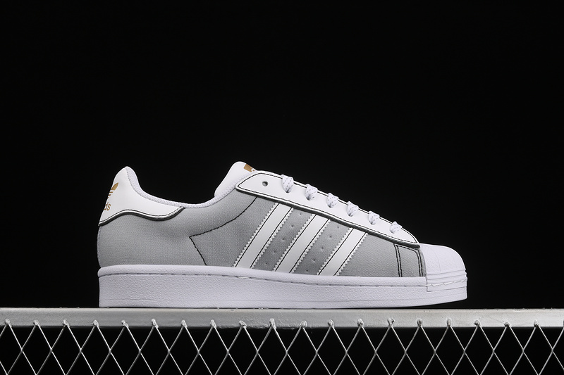 Superstar Shoes Light Grey/Cloud White/Gold 21