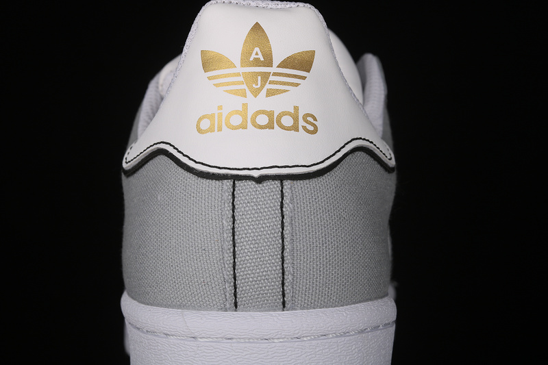 Superstar Shoes Light Grey/Cloud White/Gold 27