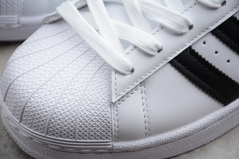 Superstar Shoes Ftwr White/Core Black/Ftwr White 17